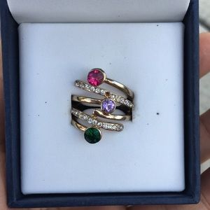 WOMENS RING